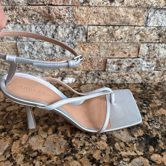 BOTTEGA VENETA
Metallic Stretch Sandals - Picture 10 of 14